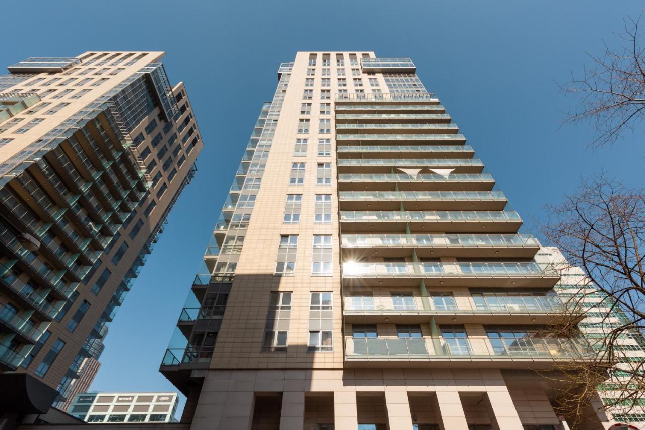 Platinum Towers Apartment With Parking By Renters Prestige Warszawa Zewnętrze zdjęcie