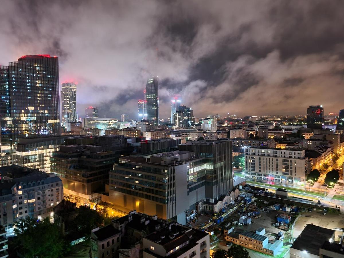Platinum Towers Apartment With Parking By Renters Prestige Warszawa Zewnętrze zdjęcie